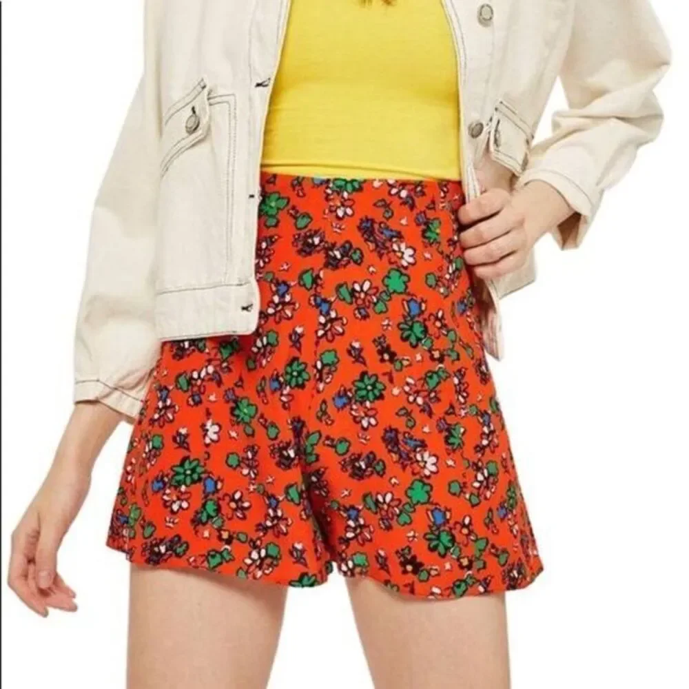 Topshop Ditsy Orange Floral High Waisted Loose Shorts Size 10 - Picture 1 of 8